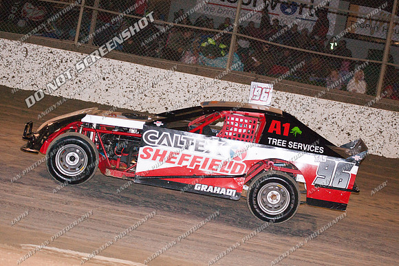 amca 96 t96 - 9 - Latrobe 4th December 2011 - Wyllie Tiles Fireworks-3