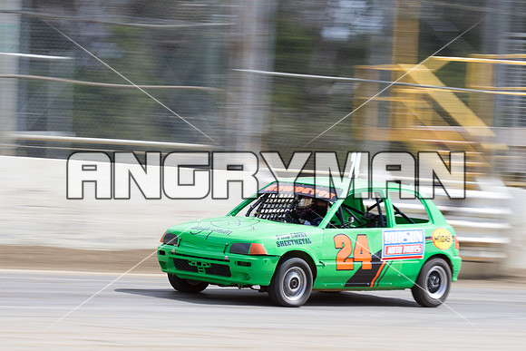 junior 24 t24 logan piper - 2 - Latrobe Practice Day - 11th October 2014-5