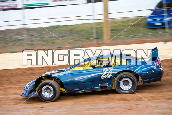 super sedan 23 t23 ethan cole - 1 - Carrick Practice Day - 20th Sep 2014-12