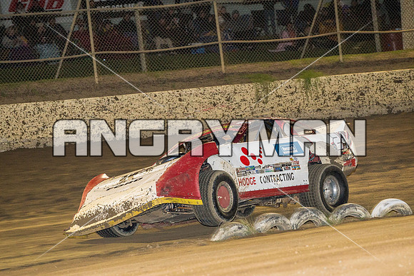 Super Sedan 24 T24 - 30 - Latrobe - 9th April 2016