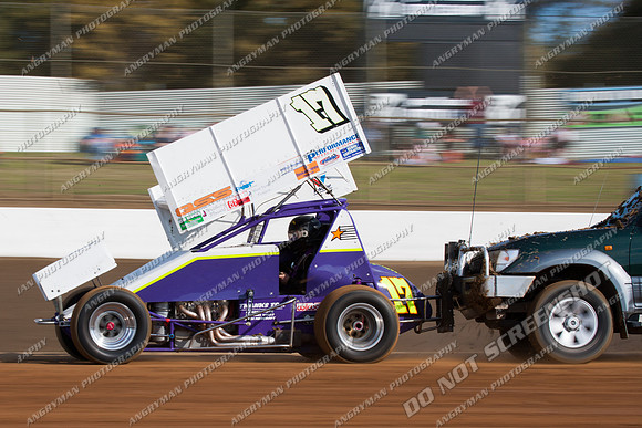 sprintcar 17 t17 jason dawkins - 4 - Latrobe 22nd Oct 2011-2