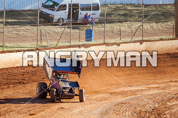 sprintcar 17 t17 jason dawkins - 11 - Carrick Practice Session - 20th December 2014