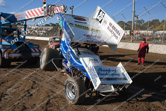 sprintcar 25 t25 anthony frost - 9 - Latrobe 4th December 2011 - Wyllie Tiles Fireworks-8