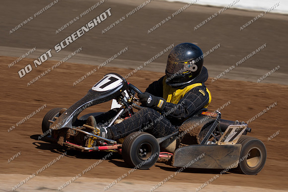 kart 17 - 9 - Latrobe 4th December 2011 - Wyllie Tiles Fireworks