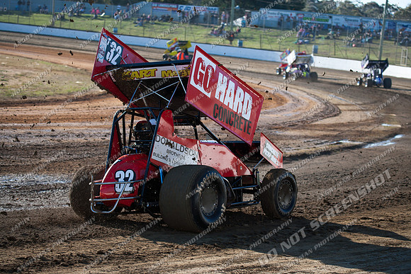 sprintcar 32 t32 nick anderson - 4 - Latrobe 22nd Oct 2011