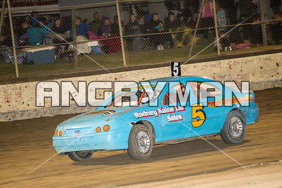 Street Stock 5 T5 - 30 - Latrobe - 9th April 2016-6