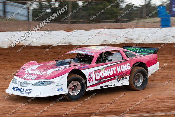 super sedan 41 t41 adam beechey - 8 - Carrick Club Night 2nd December 2011-2