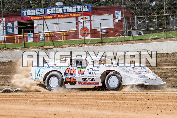 super sedan 22 t22 callum harper - 2 - Latrobe Practice Day - 11th October 2014-6