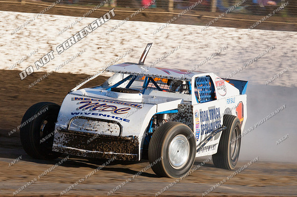 amca 1 t1 16 t16 corey smith - 9 - Latrobe 4th December 2011 - Wyllie Tiles Fireworks-2