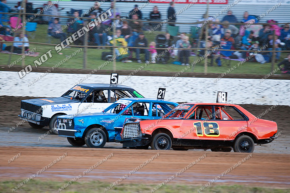 junior 18 t18 - 9 - Latrobe 4th December 2011 - Wyllie Tiles Fireworks-2