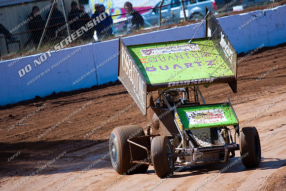 sprintcar emma dobson 27 t27 - 3 - Carrick Test & Tune 16th Oct 2011-9