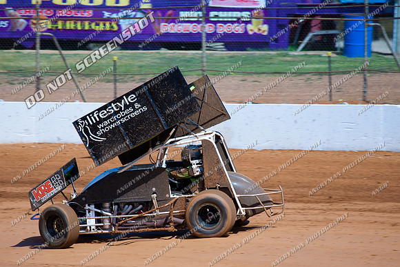 sprintcar emma dobson 27 t27 - 3 - Carrick Test & Tune 16th Oct 2011-11