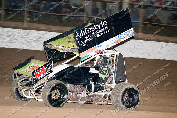 sprintcar 27 t27 emma dobson - 4 - Latrobe 22nd Oct 2011-11