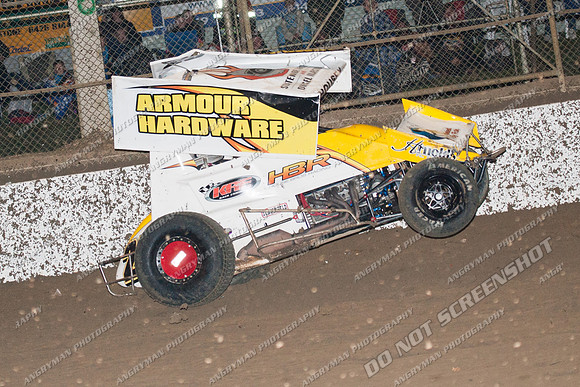 sprintcar 26 t26 chris house - 4 - Latrobe 22nd Oct 2011-13