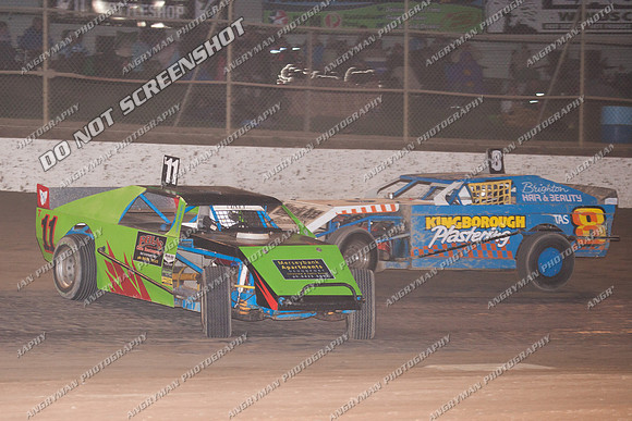 amca 11 t11 - 9 - Latrobe 4th December 2011 - Wyllie Tiles Fireworks-4