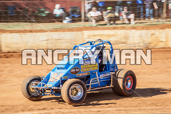 wingless 24 T24 - 12 - Carrick - 26th Dec 2014-3