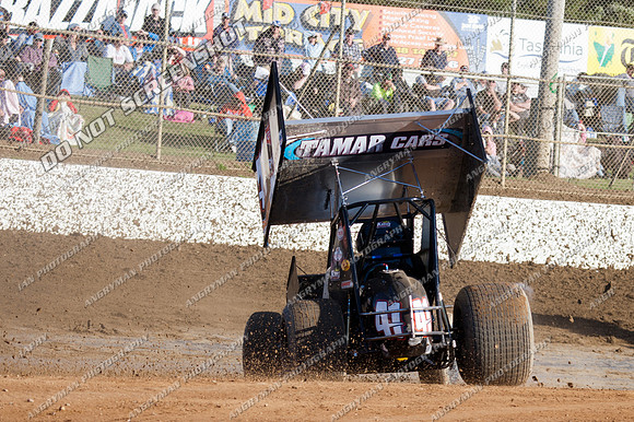 sprintcar 41 t41 damien robins - 9 - Latrobe 4th December 2011 - Wyllie Tiles Fireworks-5