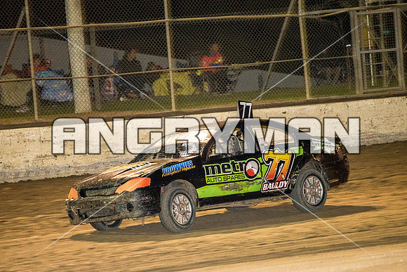 Street Stock 77 T77 - 30 - Latrobe - 9th April 2016-5