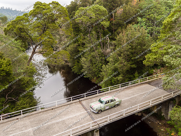 255 - 4 - Hellyer Gorge - Adam