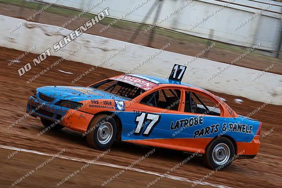 street stock 17 t17 - 8 - Carrick Club Night 2nd December 2011
