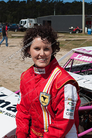 amca 61 laura davison - 9 - Latrobe 4th December 2011 - Wyllie Tiles Fireworks