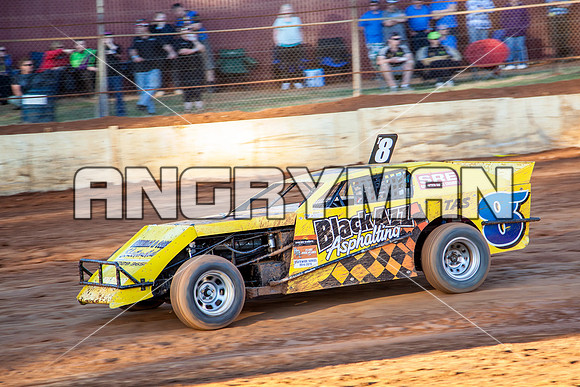AMCA 8 T8 - 12 - Carrick - 26th Dec 2014-15