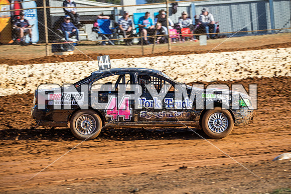 Street Stock 44 T44 - 31 - Carrick - 23rd April 2016-6