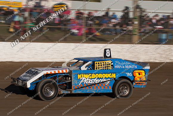 amca 8 t8 t08 - 9 - Latrobe 4th December 2011 - Wyllie Tiles Fireworks-4