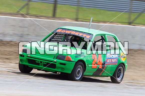 junior 24 t24 logan piper - 2 - Latrobe Practice Day - 11th October 2014-6
