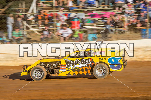 AMCA 8 T8 - 12 - Carrick - 26th Dec 2014-13