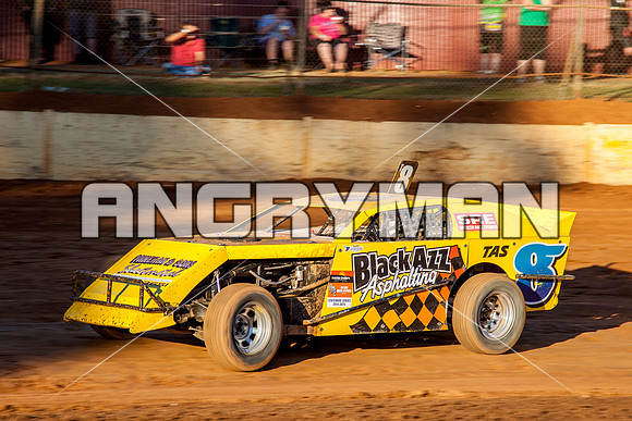 AMCA 8 T8 - 12 - Carrick - 26th Dec 2014-11