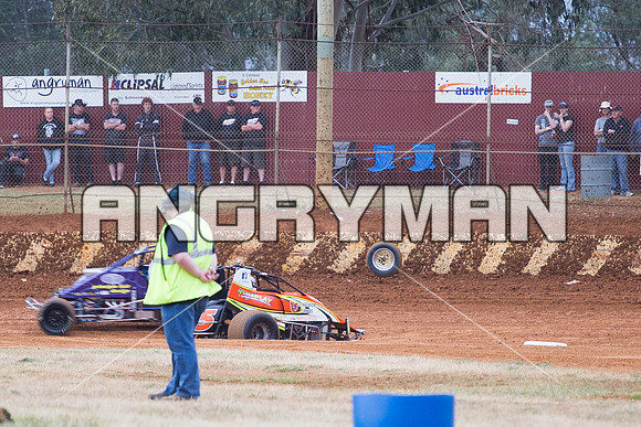 wingless 5 T5 - 6 - Carrick - 8th Nov 2014-7