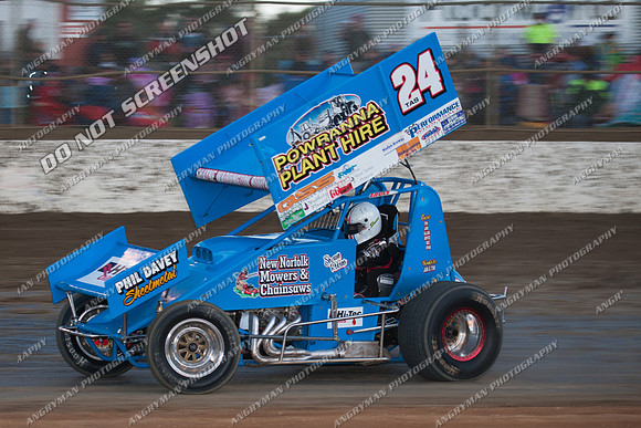 sprintcar 24 t24 shaun robins - 9 - Latrobe 4th December 2011 - Wyllie Tiles Fireworks-4