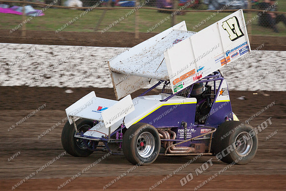 sprintcar 17 t17 jason dawkins - 4 - Latrobe 22nd Oct 2011-5