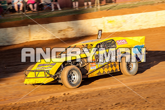 AMCA 8 T8 - 12 - Carrick - 26th Dec 2014-17