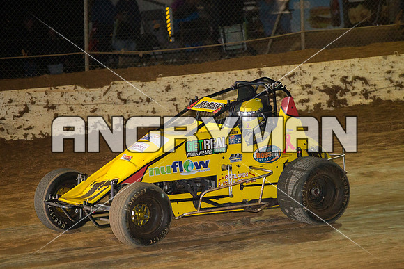 wingless 17 T17 - 28 - Carrick - 27th March 2016-5
