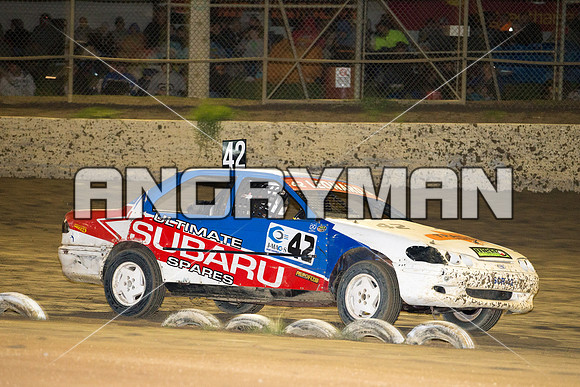 Street Stock 42 T42 - 30 - Latrobe - 9th April 2016-10
