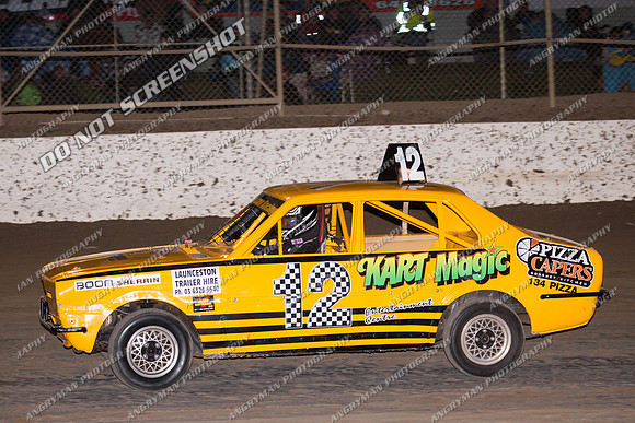 Junior 12 T12 - 9 - Latrobe 4th December 2011 - Wyllie Tiles Fireworks-4