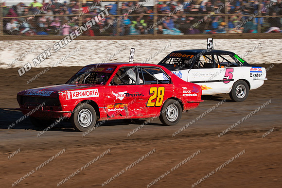 Junior 28 T28 - 9 - Latrobe 4th December 2011 - Wyllie Tiles Fireworks-3