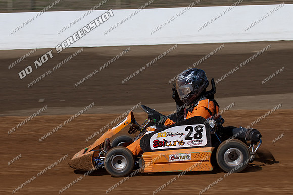 kart 28 - 9 - Latrobe 4th December 2011 - Wyllie Tiles Fireworks-3
