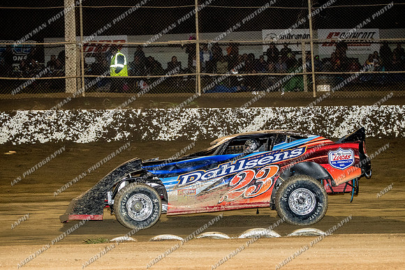 Super Sedan 23 V23 - 16 - Latrobe - 20th Jan 2018 - Grand Prix-13