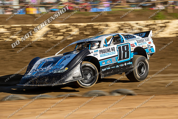 Super Sedan 18 Q18 - 12 - Latrobe - 15th Jan 2022-17