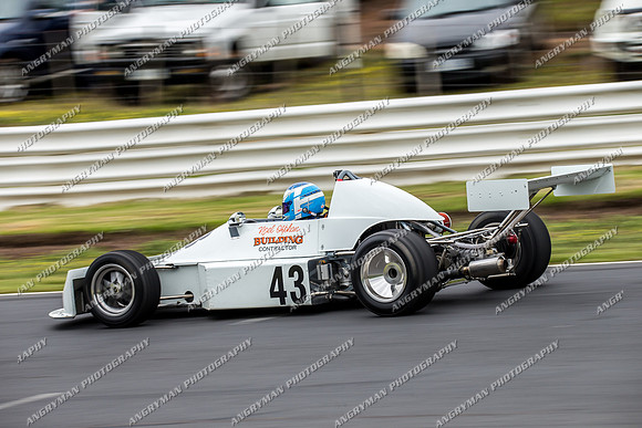 Formula Libre & Invited Racing - 43 Noel Clark - Sunday - 2nd October 2016-5