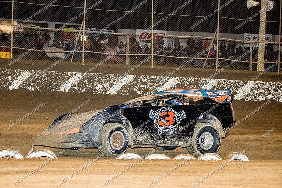 Super Sedan 3 V3 - 16 - Latrobe - 20th Jan 2018 - Grand Prix-16