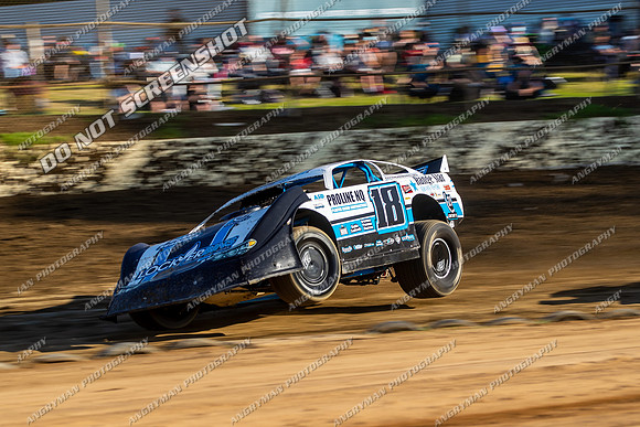 Super Sedan 18 Q18 - 12 - Latrobe - 15th Jan 2022-16