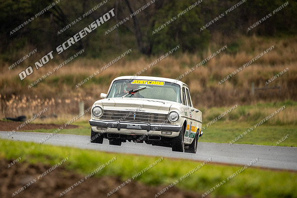 Group NB Under 3 Litre and NC Under 2 Litre - 115 - 02 - Friday-3