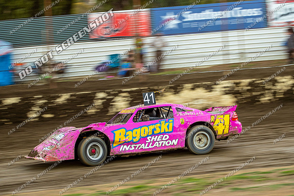 Tassie Six 41 T41 - Friday-7