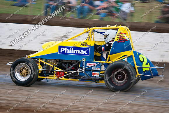 2, t02, t2, wingless - 10 - Hobart 10th December - Mercury Newspaper Fireworks Spectacular-2