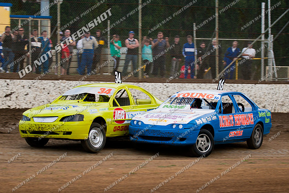 16, 34, stock, street, t16, t34 - 10 - Hobart 10th December - Mercury Newspaper Fireworks Spectacular-6