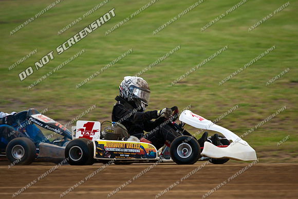1, kart, t1 - 10 - Hobart 10th December - Mercury Newspaper Fireworks Spectacular-7
